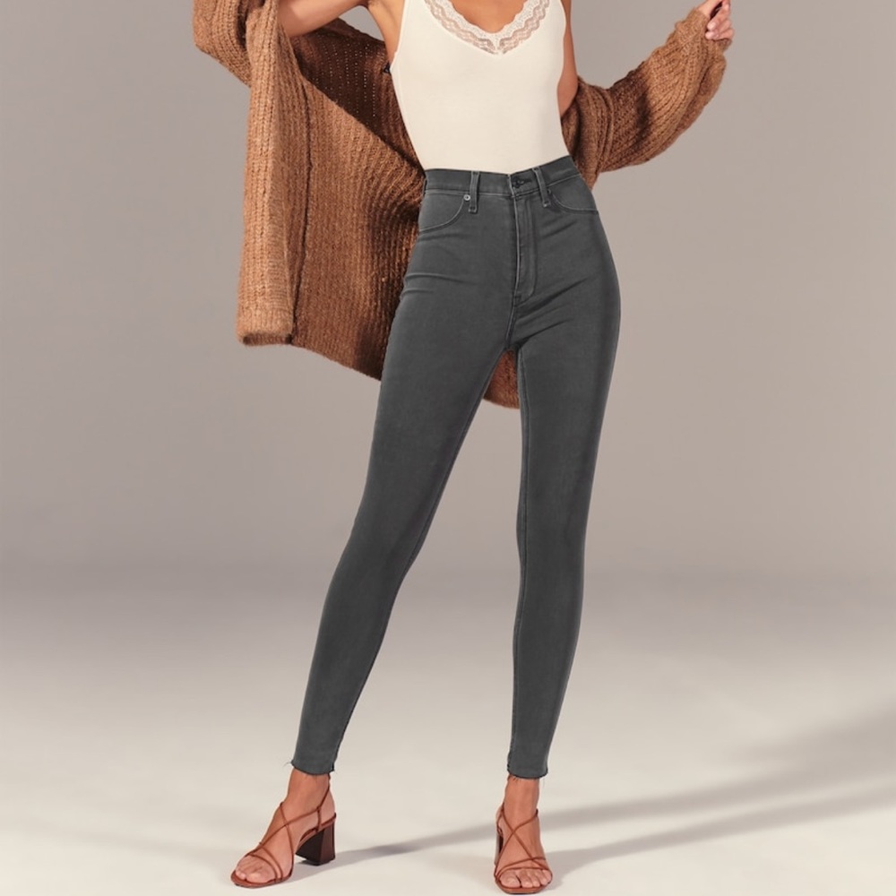 🆕 Ultra High Rise Jean Leggings